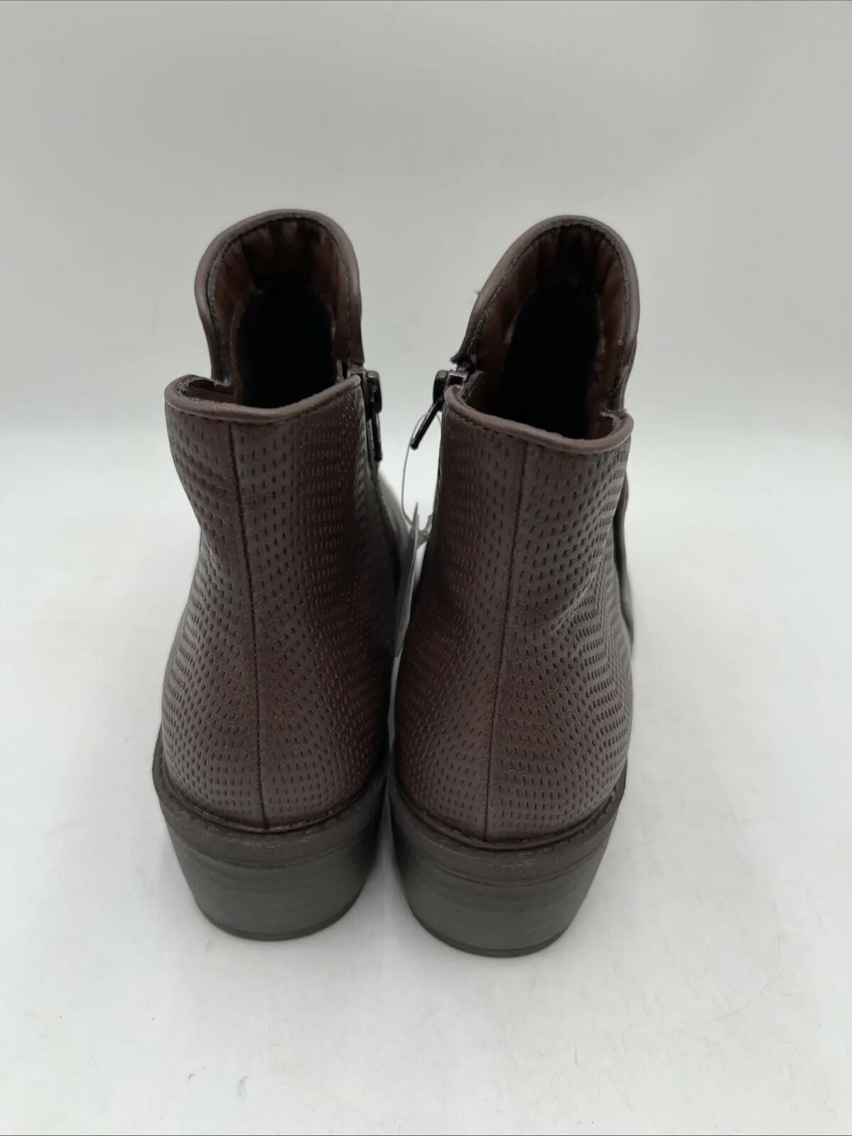 Baretraps Women's Stevie Brown Size 8M - Very Good