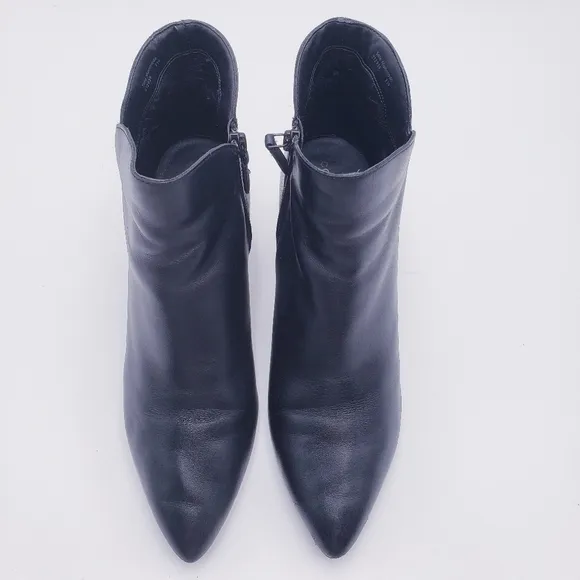 Cole Haan Womens 9.5 Elyse Bootie Black Leather Block Heel Pointed Toe