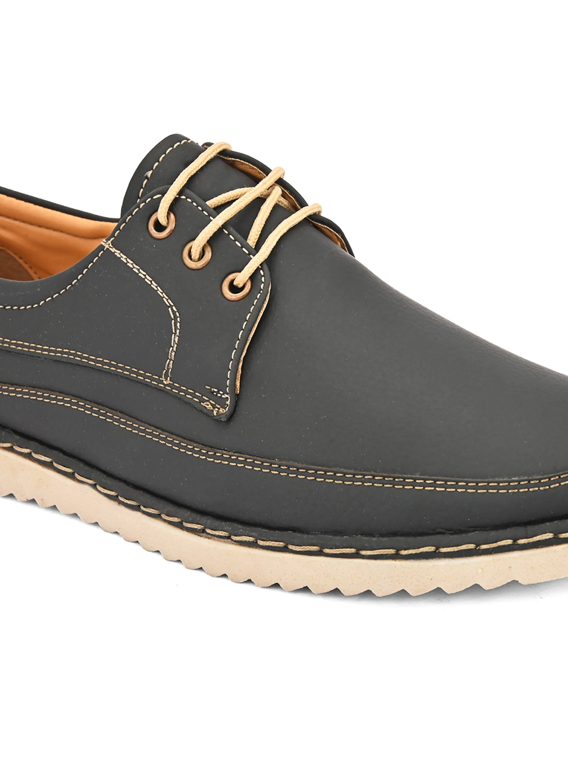 Hudson Black Sneakers