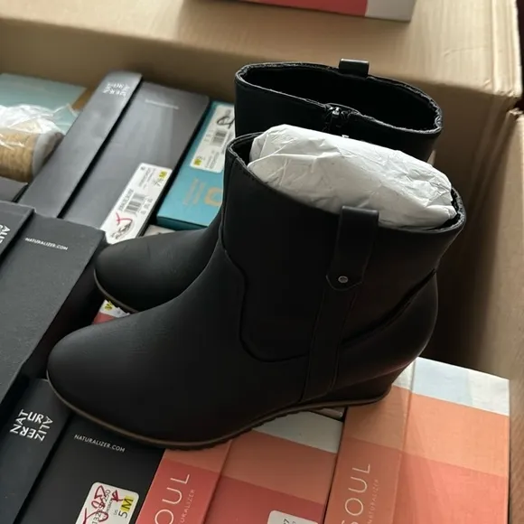 SOUL NATURALIZER Haley-West Wedge Booties