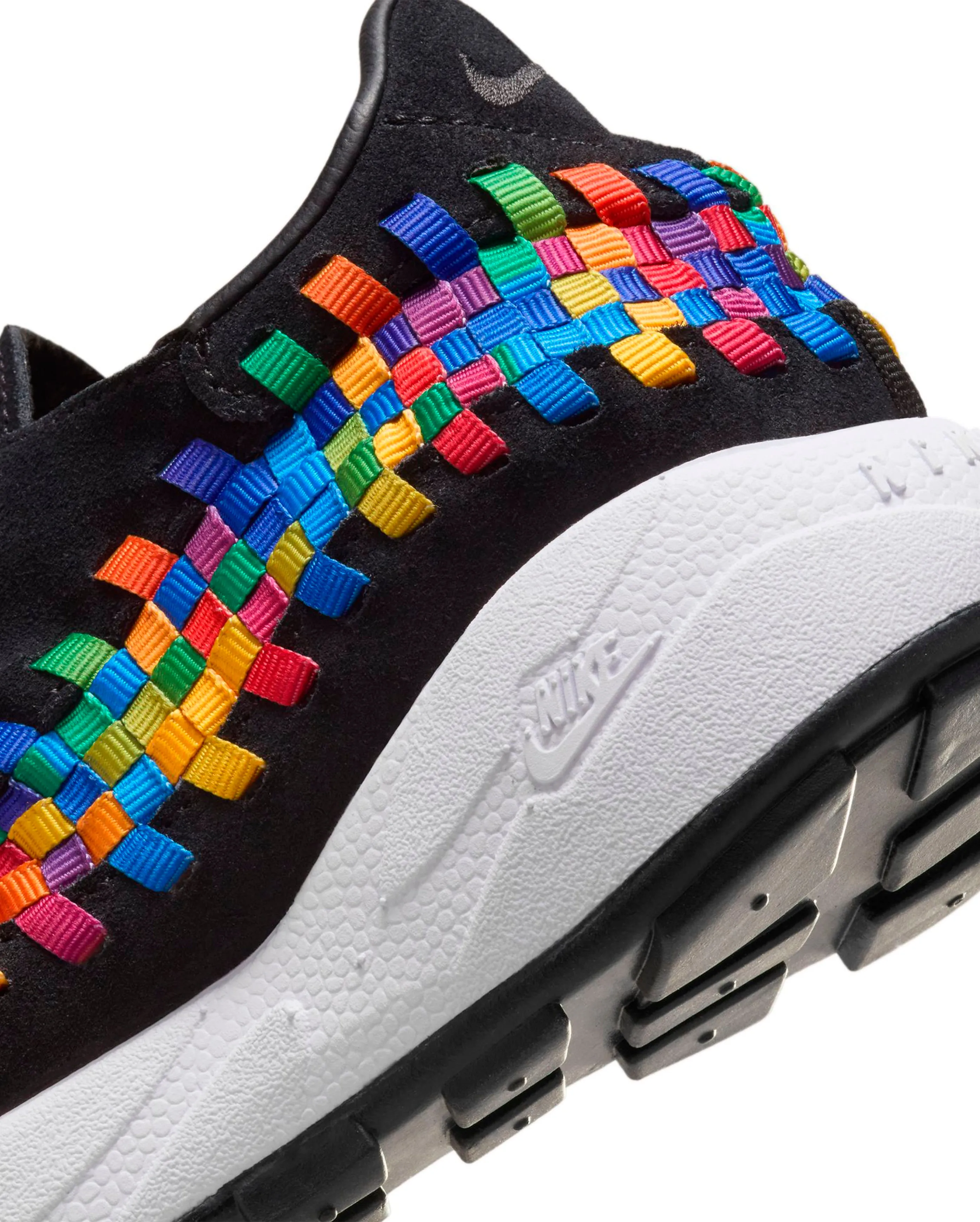 W Air Footscape Woven Black Black White