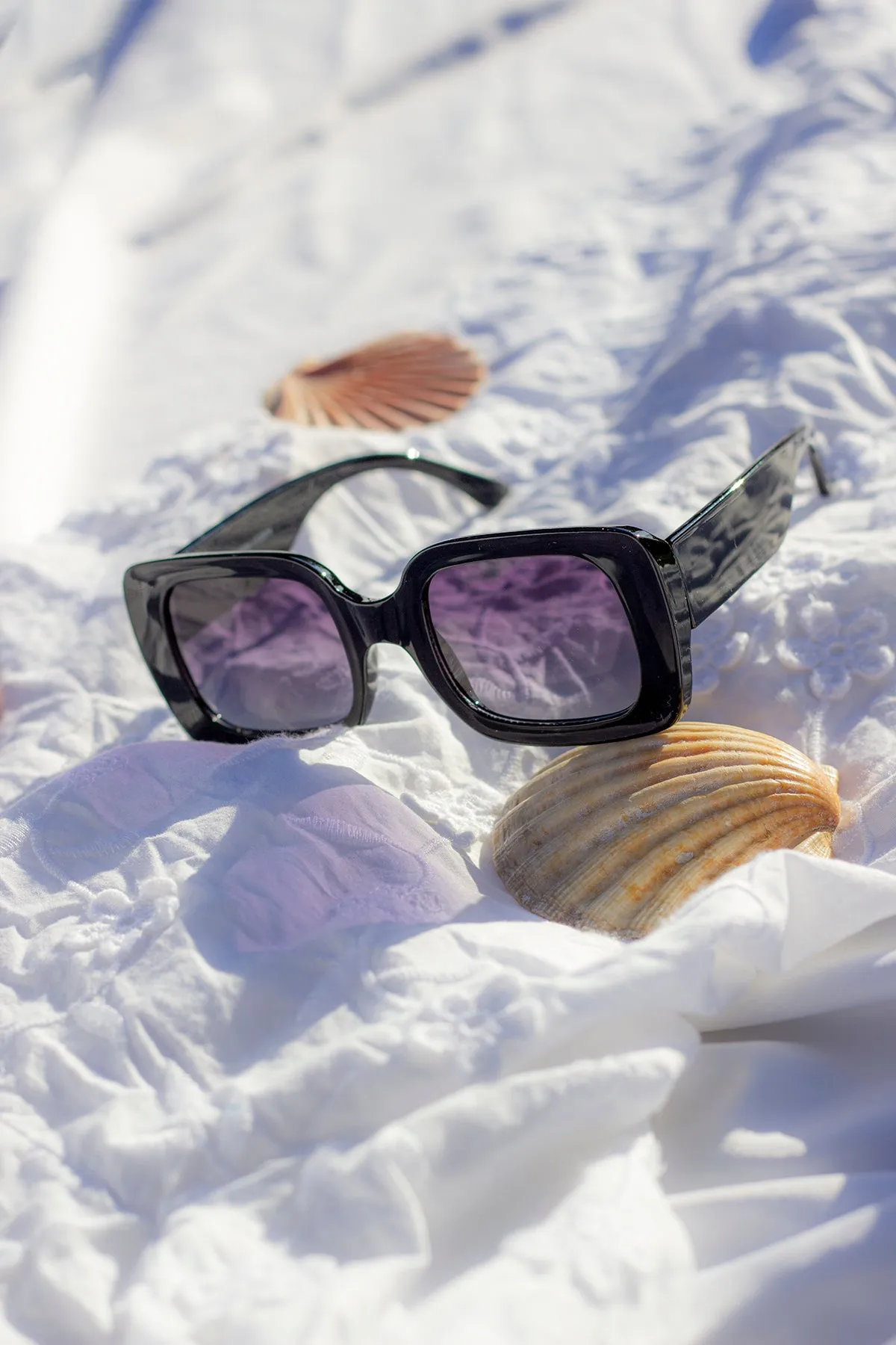Wide Chunky Rectangle Sunglasses
